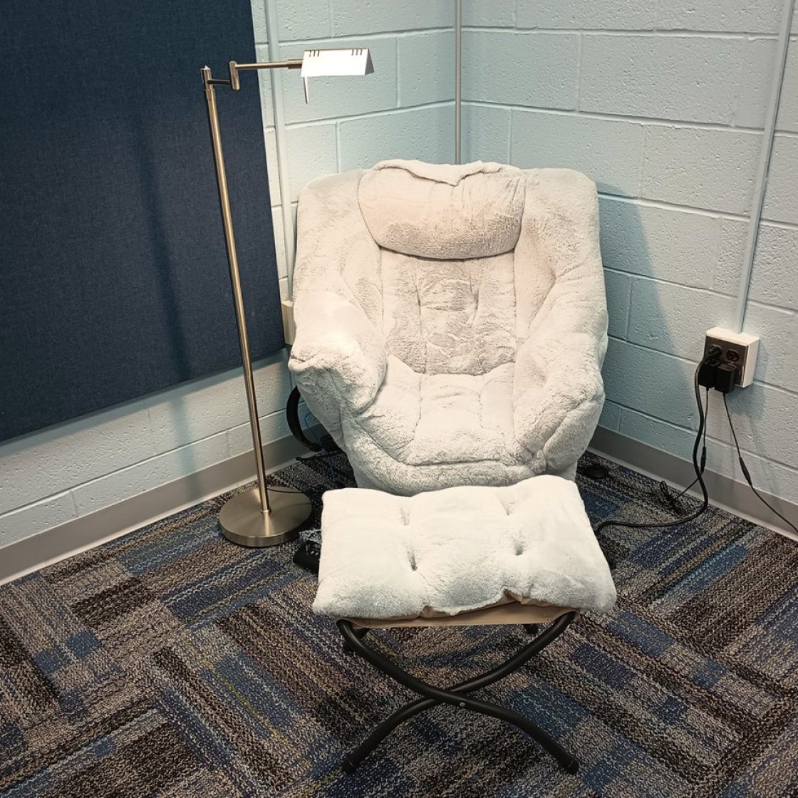 lounge chair