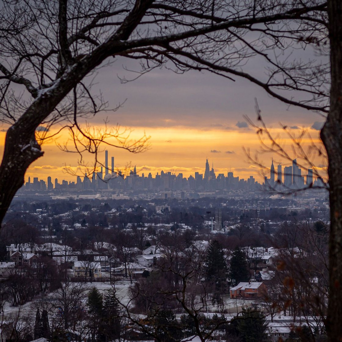 NYC skyline at dusk