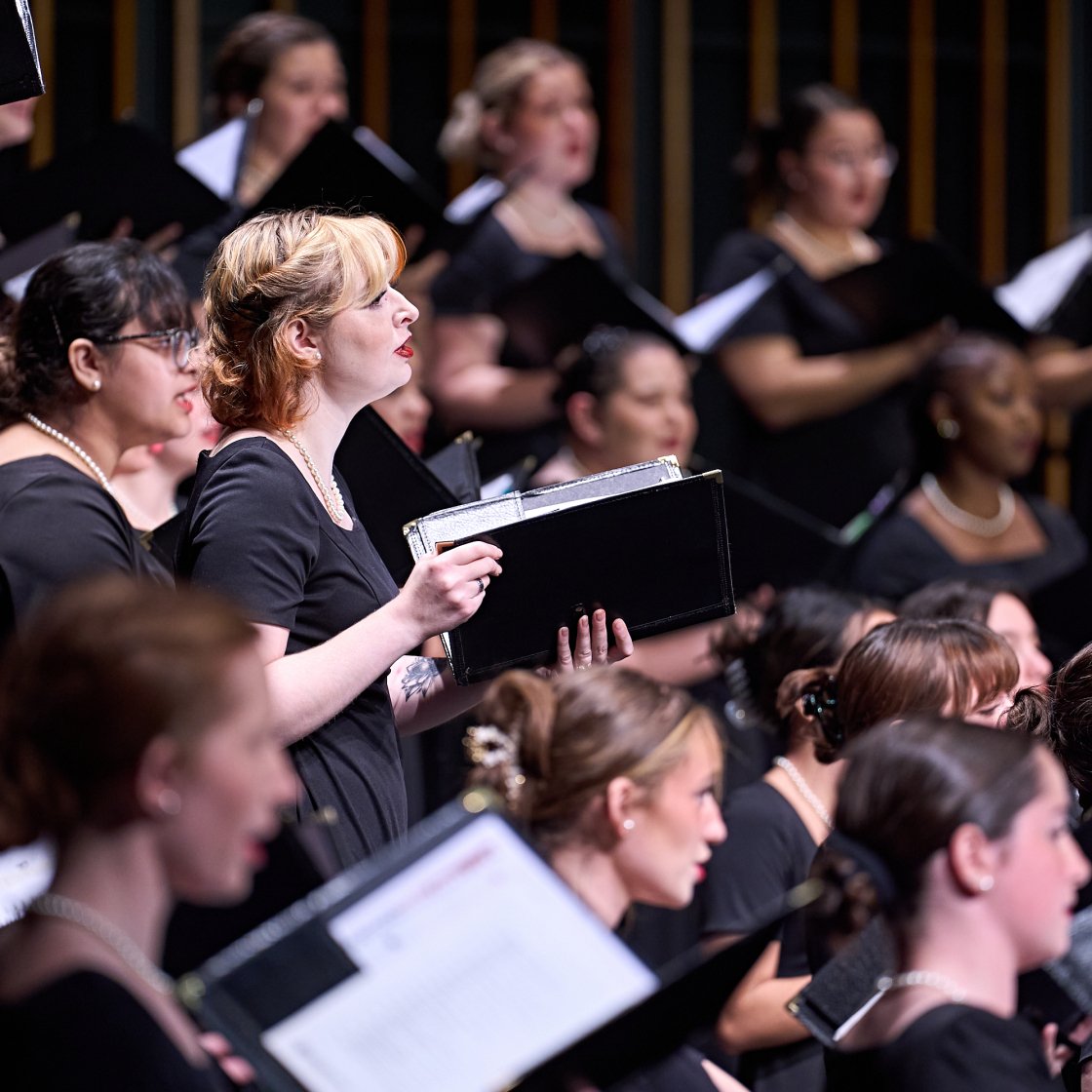 Cali Chorus in concert