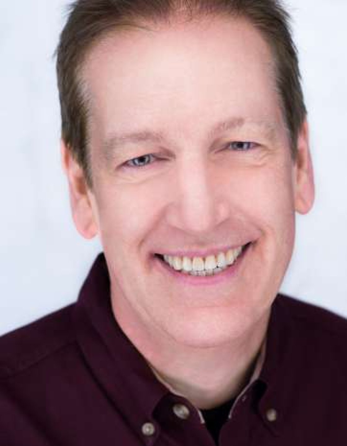 Headshot of CCOM faculty Stuart MacLelland
