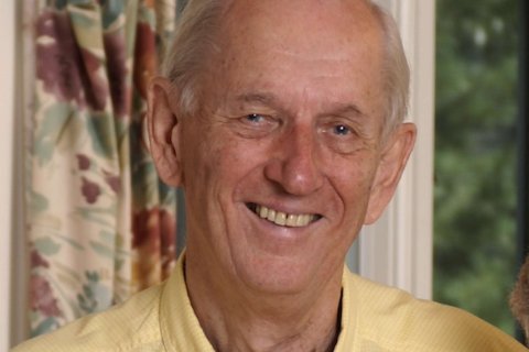 Tom Ott headshot