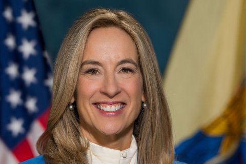 New Jersey Governor Mikie Sherrill headshot