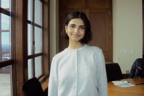 Charvi Parashar headshot