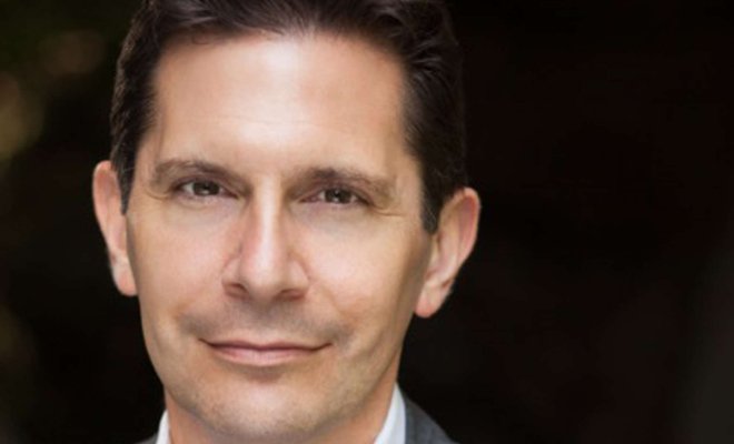 Headshot of Peter Flynn