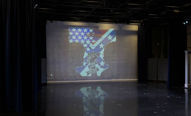 Confederates stage