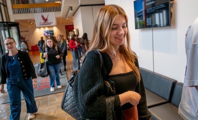 Female student at Graduate orientation.