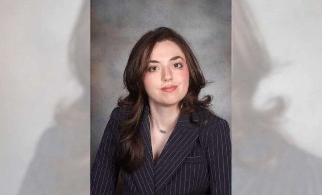 Headshot of Sabrina LoPresti