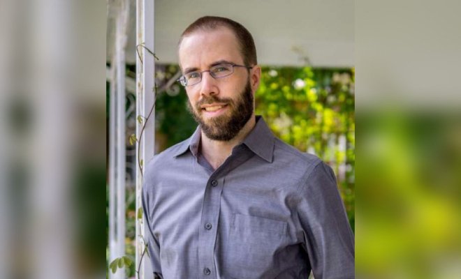 Headshot of Jonathan Howell