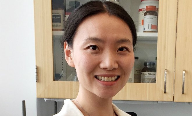 Wanlu Li in her lab