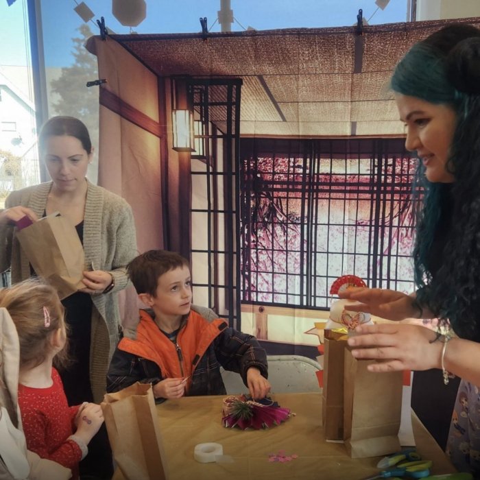Katherine Martinez explaining how to make new year wreath