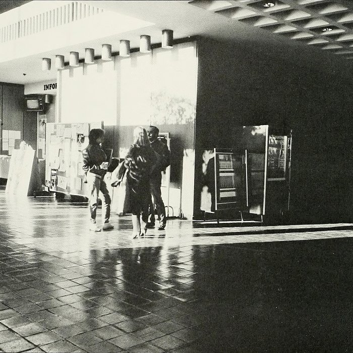 Black and white photo of Student Center lobby in 1986