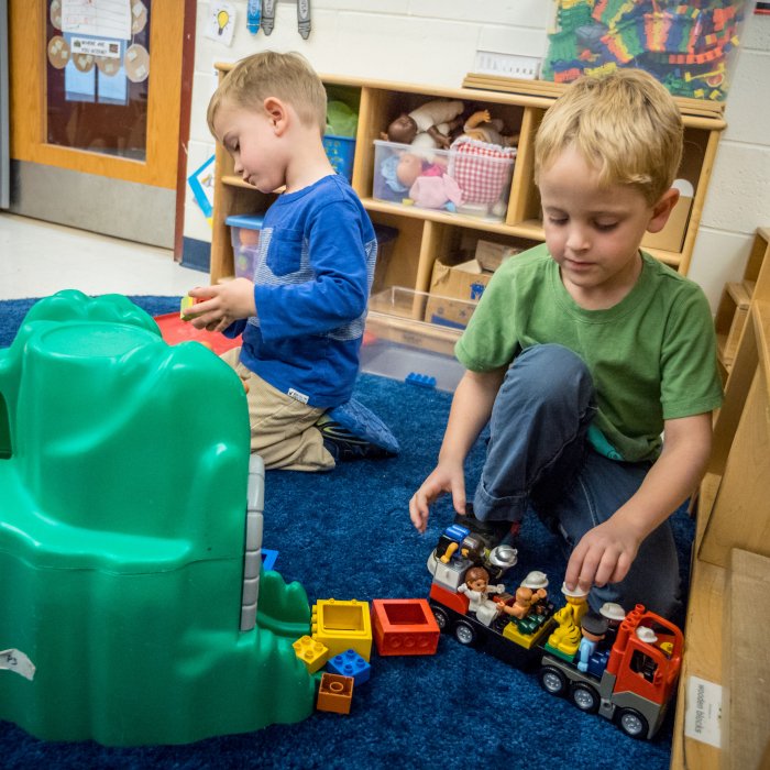 kids playing with toys at bscc