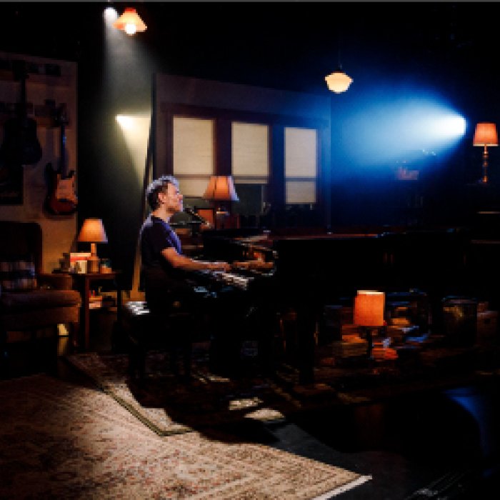 Gabriel Kahane on stage