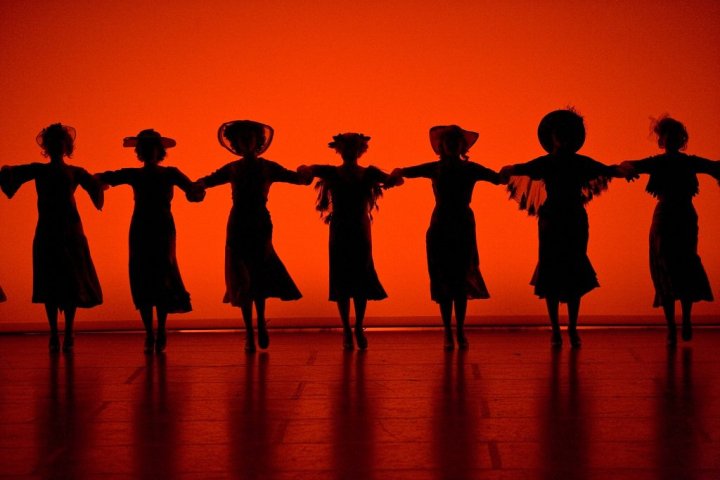 CARTonly-TNDN_“Kiss Me, Kate”.jpg