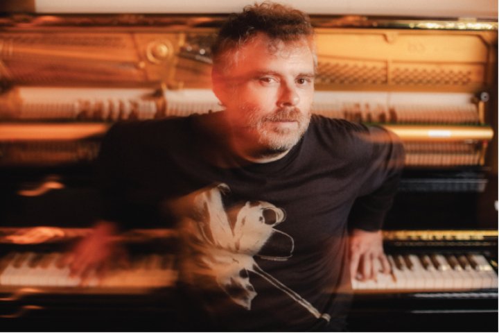 Gabriel Kahane at piano