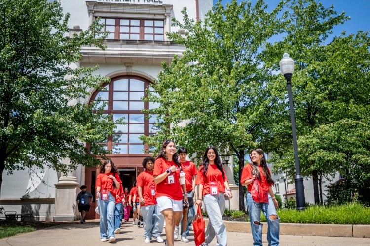 HSCI Students exiting University Hall
