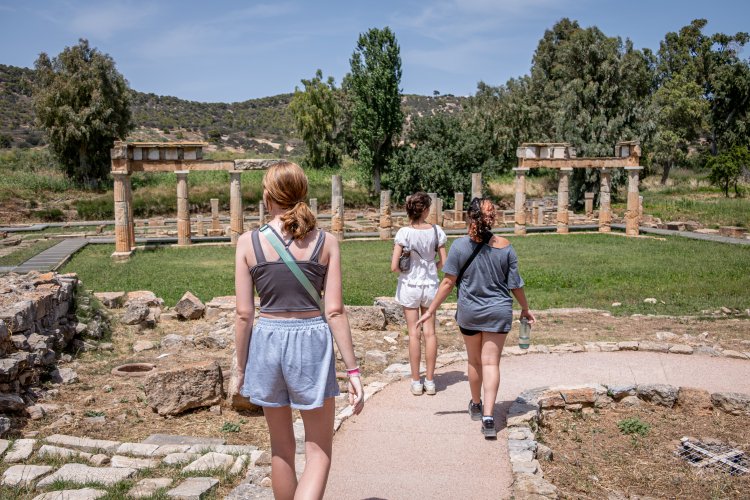 Students traveling in greece