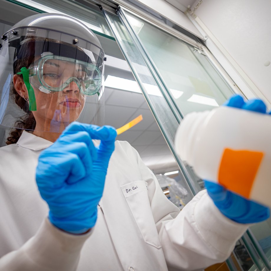 Emily Cepin Lab Photo