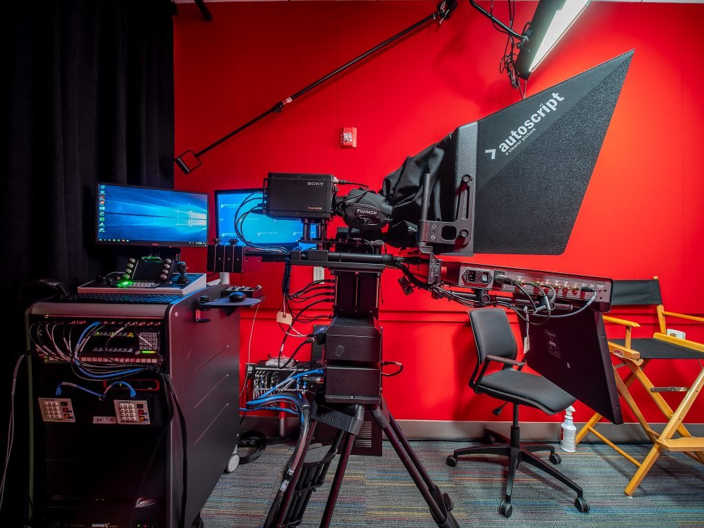 SCM Building Flash Studio 3