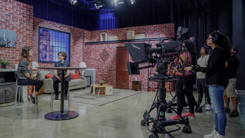 Studio B in the SCM Building in use
