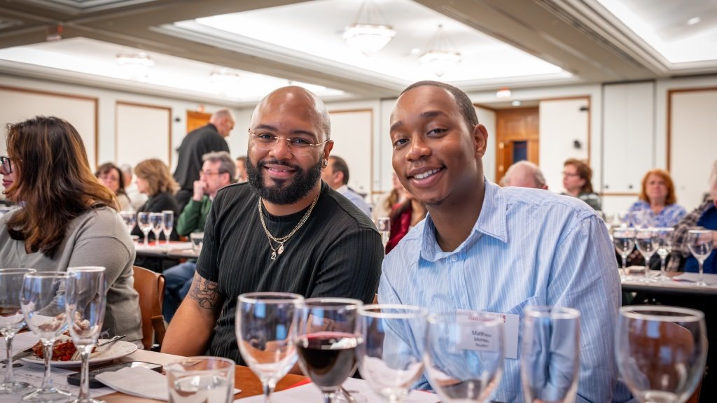 alumni at the wine tasting