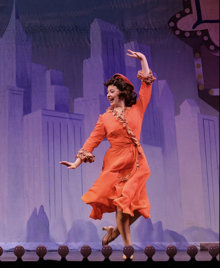 As Anytime Annie in 42nd Street – Shaffer Photography