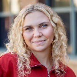 Headshot of Savannah Barillari.