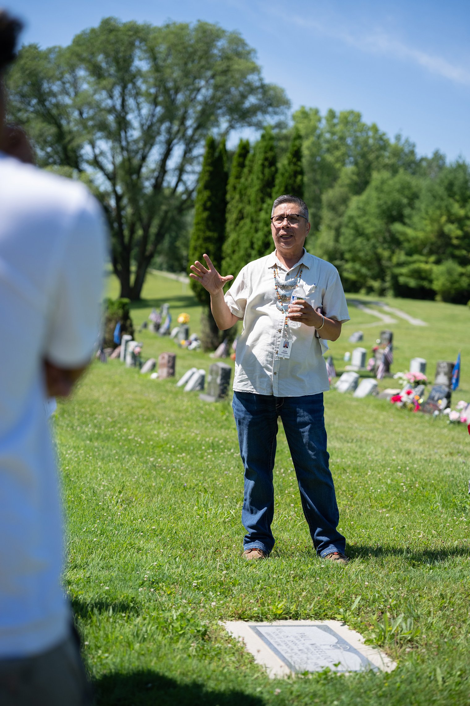 Kirby Metoxen at Holy Apostles Episcopal Church on Oneida Reservation at Carlilsle student graves
