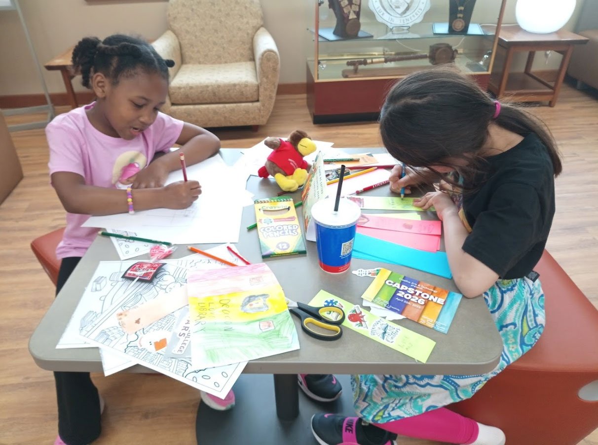 children doing art