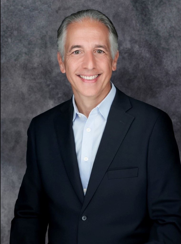 headshot of Assemblyman Christopher P. DePhillips (R)