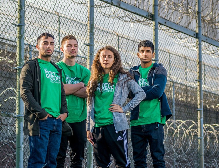 students volunteering peety greene program